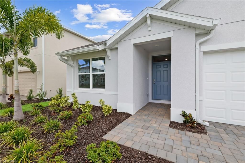 2621 Table Coral TRL, North Fort Myers, FL 33903