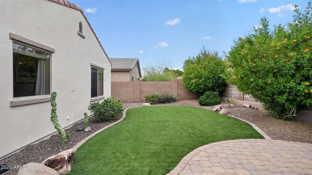 13170 W CHAPAROSA Way, Peoria, AZ 85383