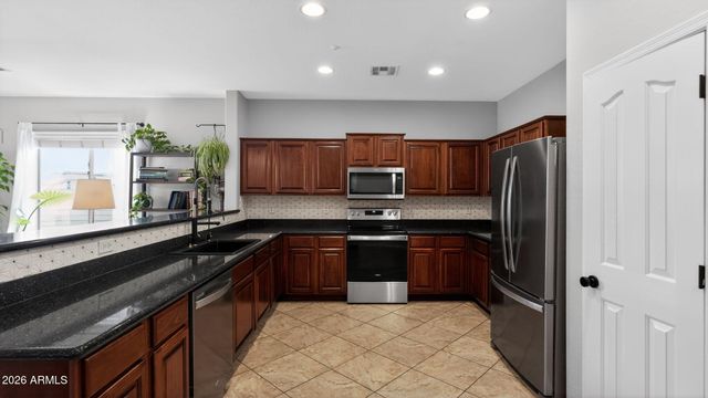 13170 W CHAPAROSA Way, Peoria, AZ 85383