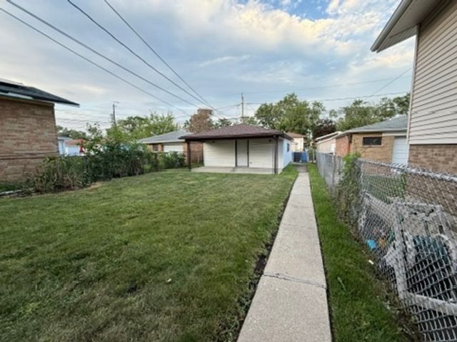 11641 S Laflin Street, Chicago, IL 60643