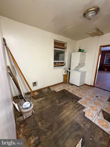 3347 H ST, Philadelphia, PA 19134