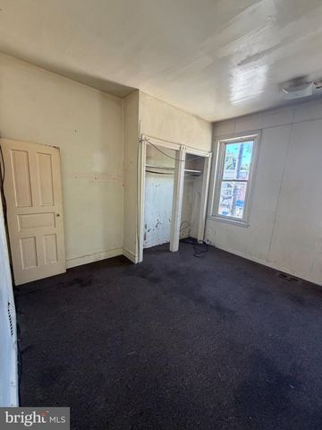 3347 H ST, Philadelphia, PA 19134