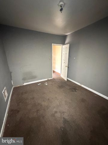3347 H ST, Philadelphia, PA 19134