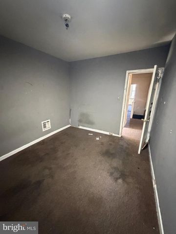 3347 H ST, Philadelphia, PA 19134