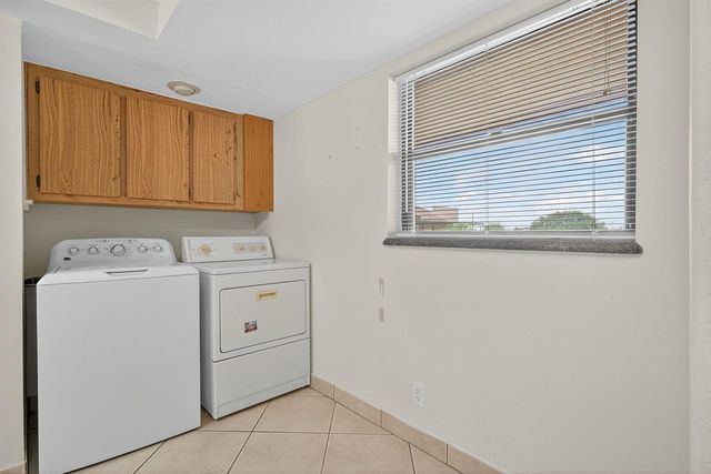 1030 Us Highway 1 413, North Palm Beach, FL 33408
