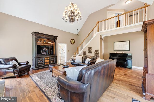 1203 SLOUGH DR, Collegeville, PA 19426