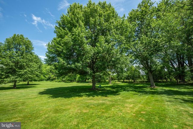 1203 SLOUGH DR, Collegeville, PA 19426