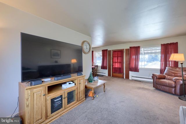 807 HIGH ST, Akron, PA 17501