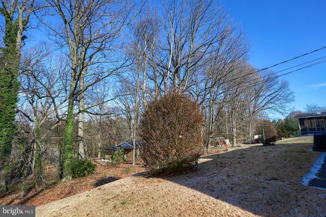 807 HIGH ST, Akron, PA 17501