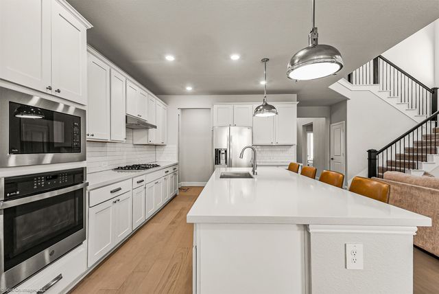 904 Vineyard Way, Forney, TX 75126