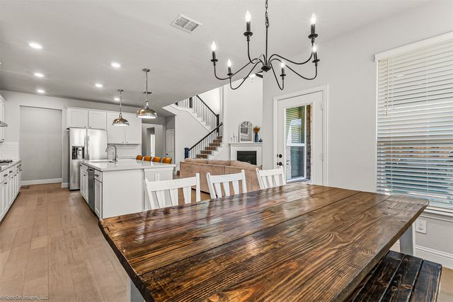 904 Vineyard Way, Forney, TX 75126