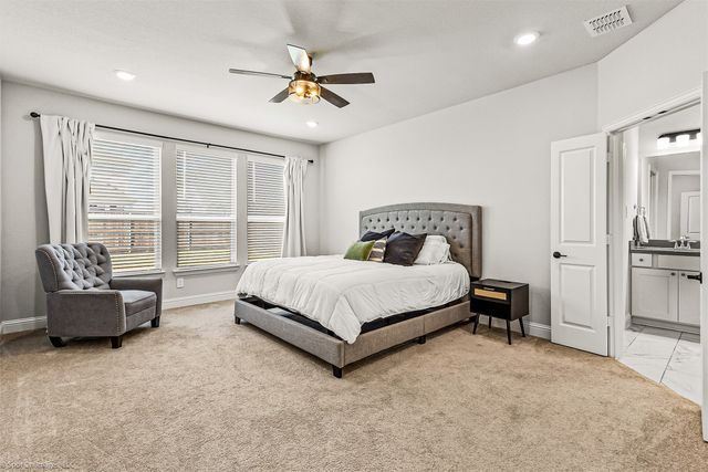 904 Vineyard Way, Forney, TX 75126