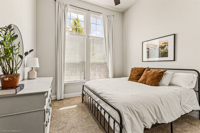 904 Vineyard Way, Forney, TX 75126