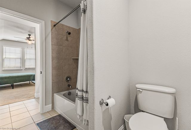 904 Vineyard Way, Forney, TX 75126