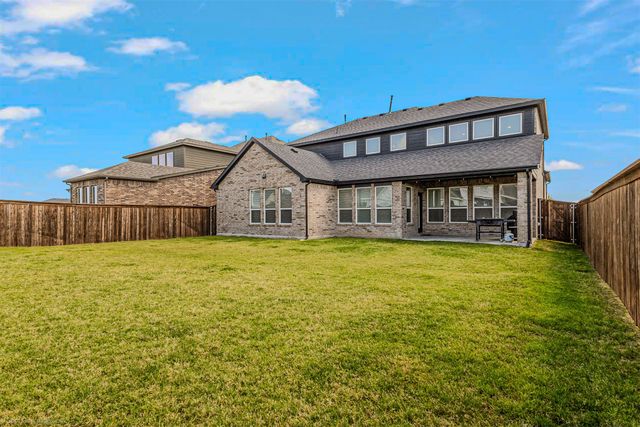 904 Vineyard Way, Forney, TX 75126