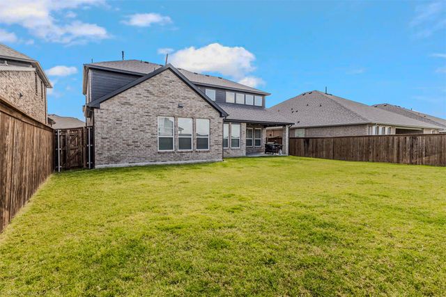 904 Vineyard Way, Forney, TX 75126