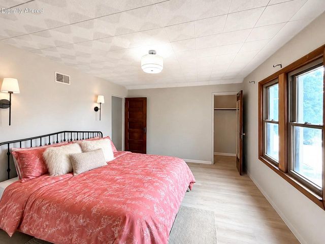 1636 Main AVENUE, Sheboygan, WI 53083