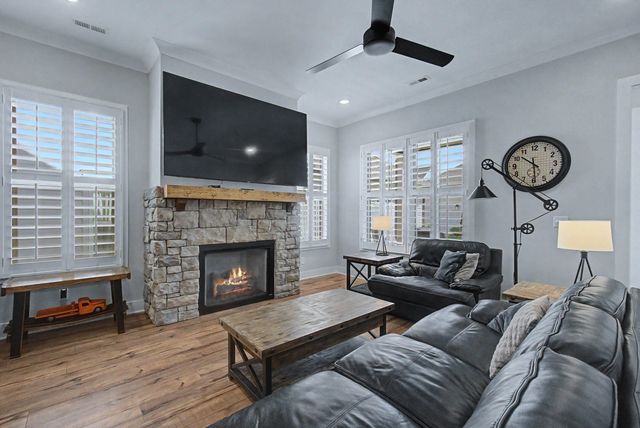1817 Emmeline Way, Hixson, TN 37343