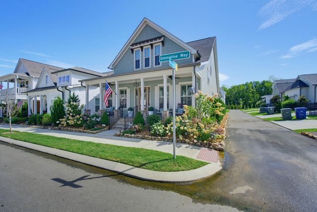 1817 Emmeline Way, Hixson, TN 37343