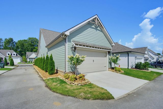 1817 Emmeline Way, Hixson, TN 37343