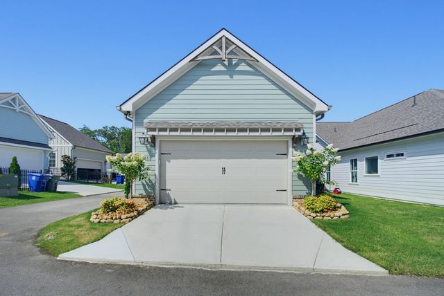 1817 Emmeline Way, Hixson, TN 37343