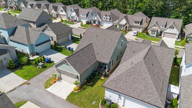 1817 Emmeline Way, Hixson, TN 37343
