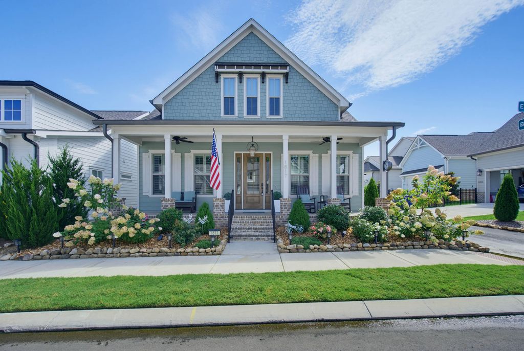 1817 Emmeline Way, Hixson, TN 37343