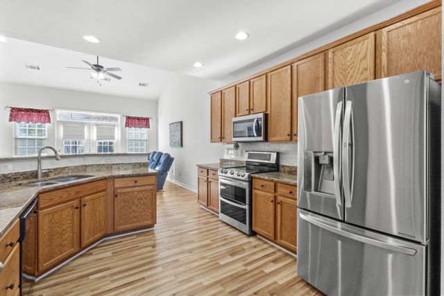 1057 Countess Ln, Spring Hill, TN 37174