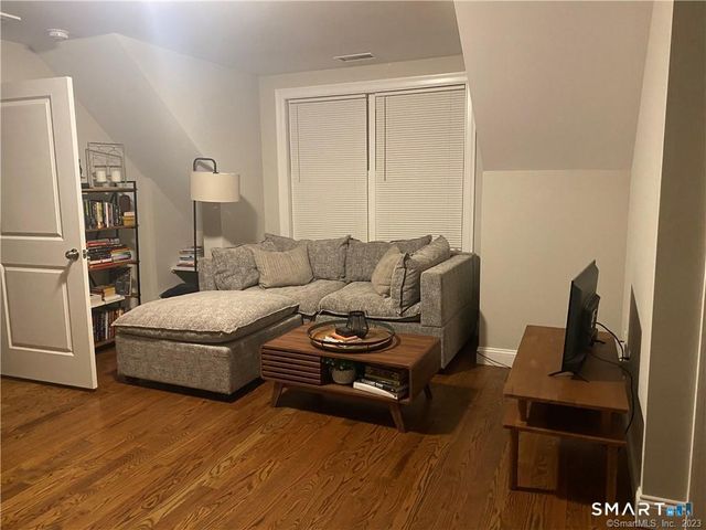 8 Svea Avenue C, Branford, CT 06405