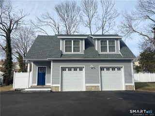 8 Svea Avenue C, Branford, CT 06405