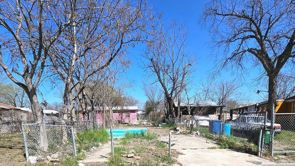 1907 Colima, San Antonio, TX 78207