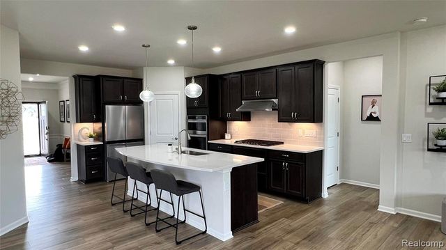 50192 Ogden Road, Canton, MI 48188