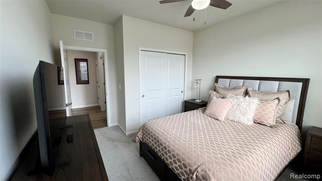 50192 Ogden Road, Canton, MI 48188