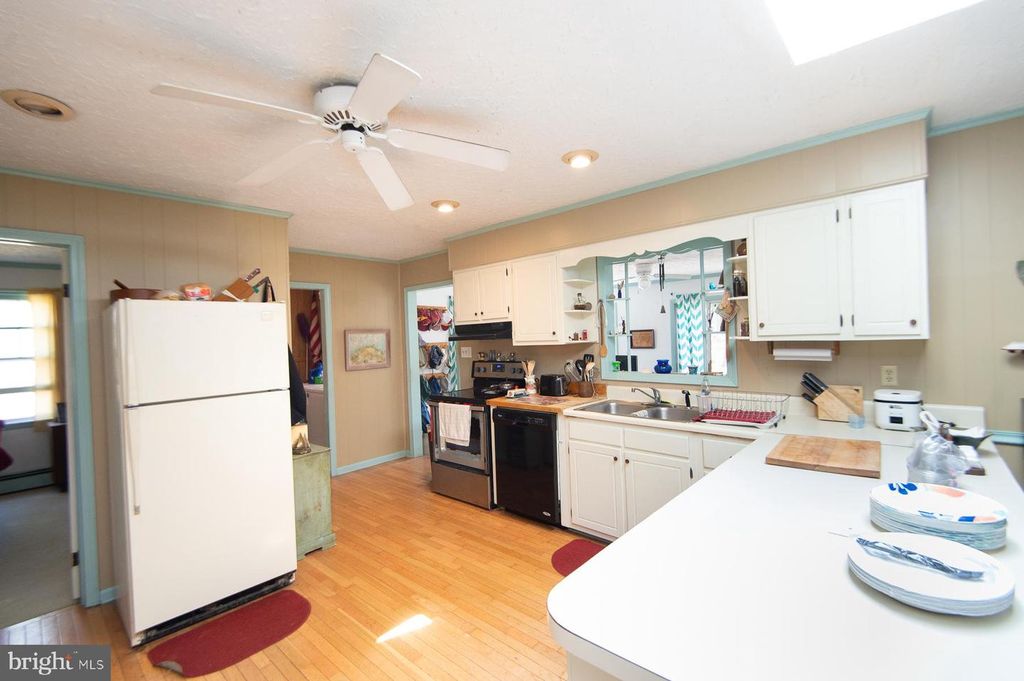 Image 8 of property listing at 5213 DAVID GREENE RD, Cambridge, MD 21613