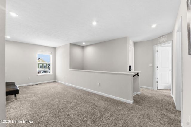 518 Williamsburg Dr, Mt Washington, KY 40047