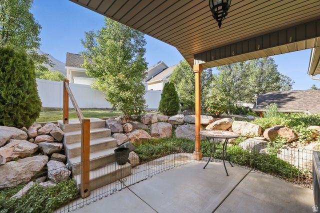 667 S APPALOOSA CIR, Willard, UT 84340