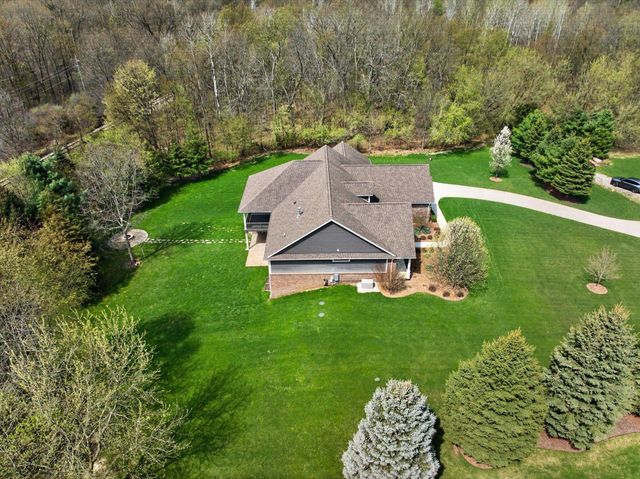3790 Timber Green Court, Genoa Twp, MI 48843