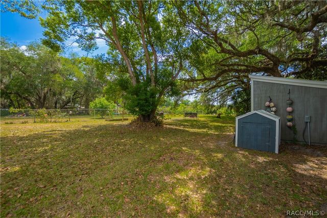 9302 E Redwood Place, Inverness, FL 34450