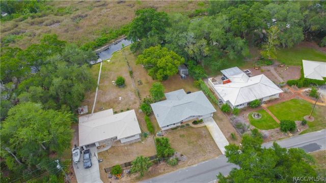 9302 E Redwood Place, Inverness, FL 34450
