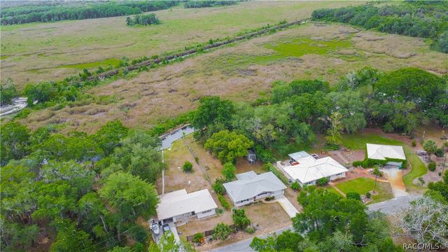 9302 E Redwood Place, Inverness, FL 34450
