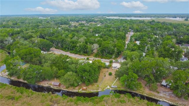 9302 E Redwood Place, Inverness, FL 34450