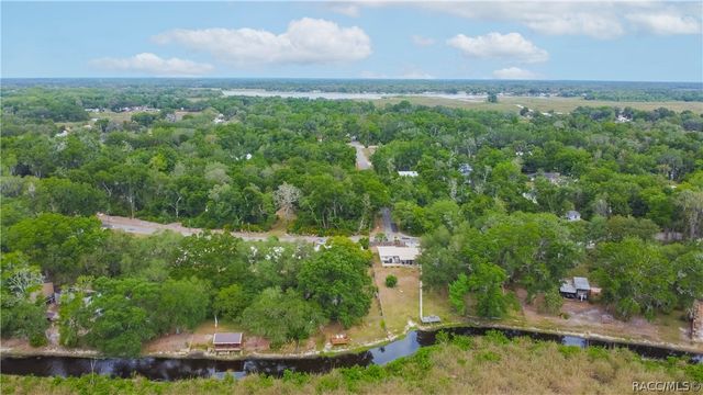 9302 E Redwood Place, Inverness, FL 34450