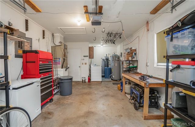 9302 E Redwood Place, Inverness, FL 34450