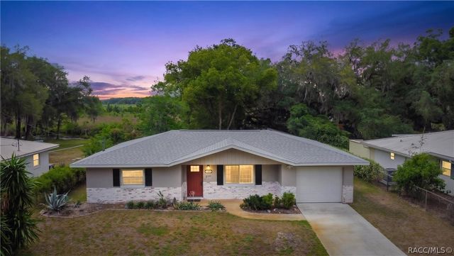 9302 E Redwood Place, Inverness, FL 34450