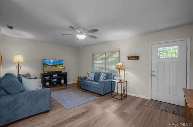 9302 E Redwood Place, Inverness, FL 34450