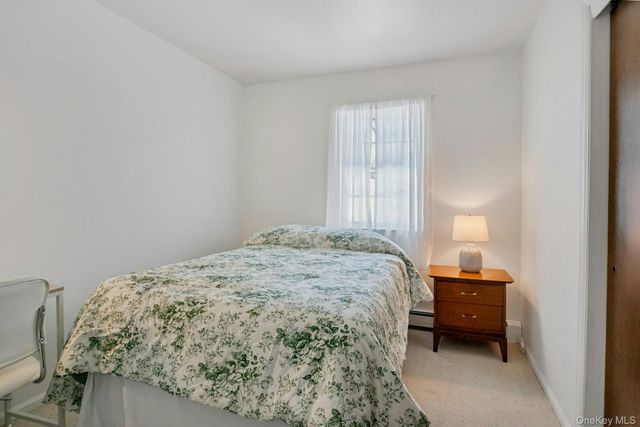 35 Lenox Avenue, Pleasantville, NY 10570