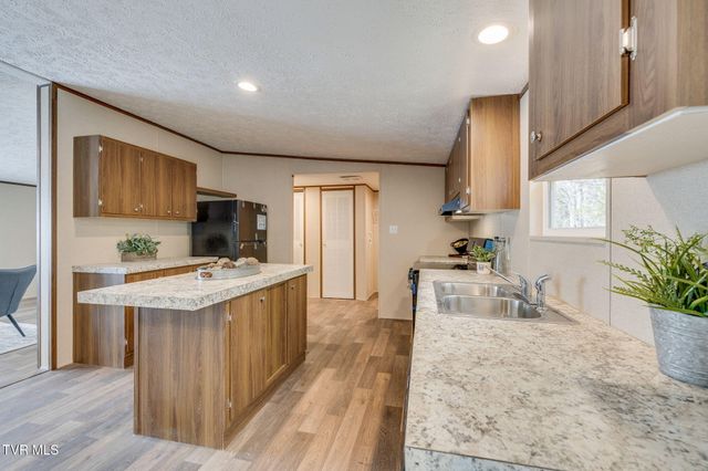 325 Laws Road, Greeneville, TN 37743