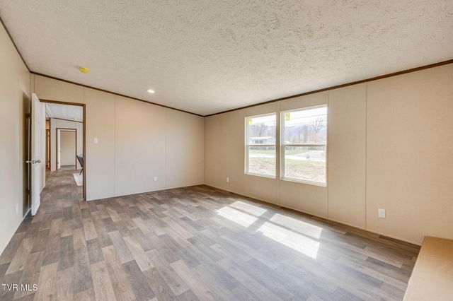 325 Laws Road, Greeneville, TN 37743