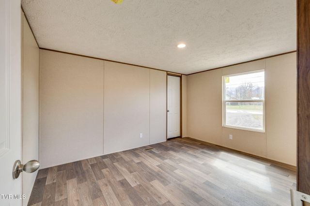 325 Laws Road, Greeneville, TN 37743