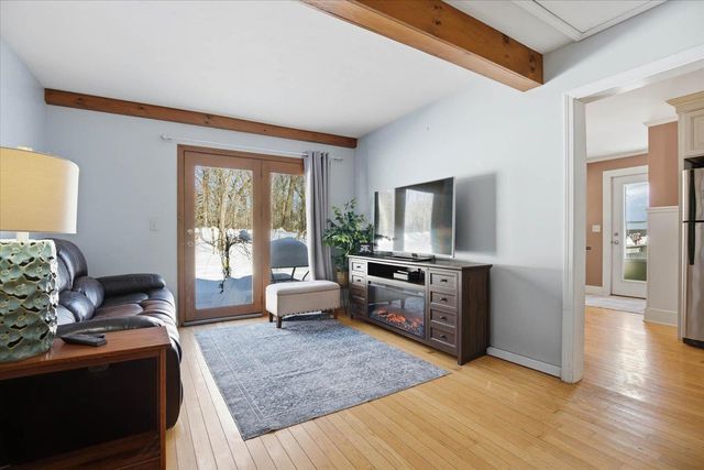 143 Walnut Avenue, North Hampton, NH 03862